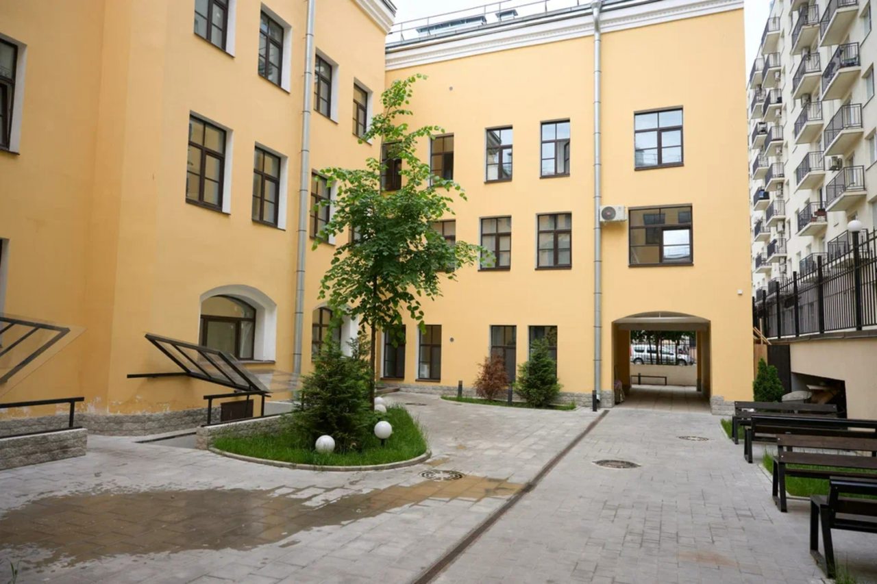 Апартаменты (Мансарда, ремонт, топ-локация), Апартаменты Мансарда ремонт топ-локация