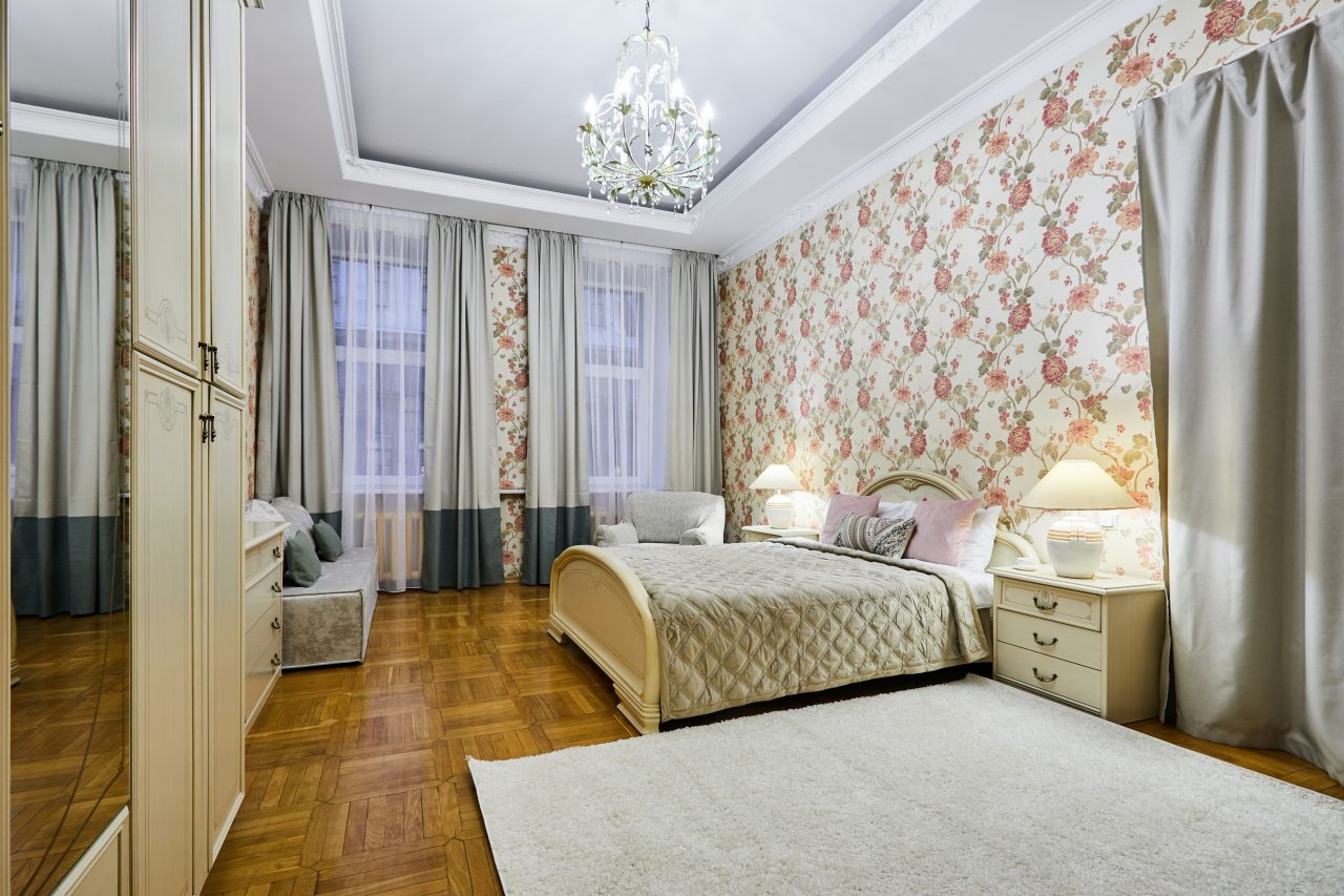 Апартаменты (Три спальни, балкон, красивый дом), Апартаменты Три спальни балкон красивый дом