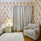 Апартаменты (Три спальни, балкон, красивый дом), Апартаменты Три спальни балкон красивый дом