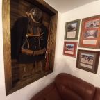 Апартаменты (Ночь в музее Рассказы балтийского моряка), Апартаменты Ночь в музее Рассказы старого моряка