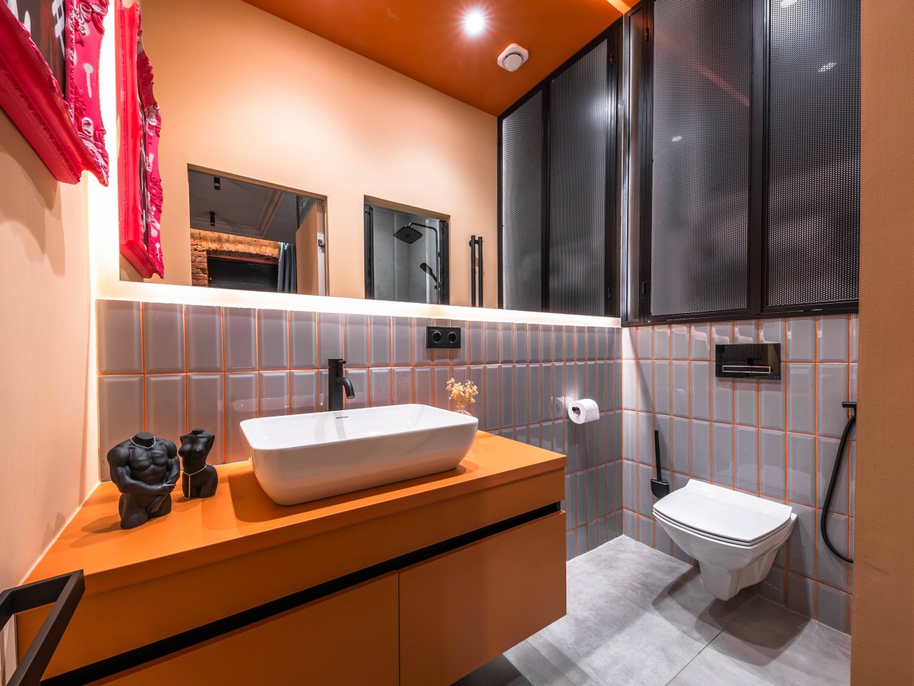 Апартаменты (Loft Studio 18+), Апартаменты Loft Studio 18+