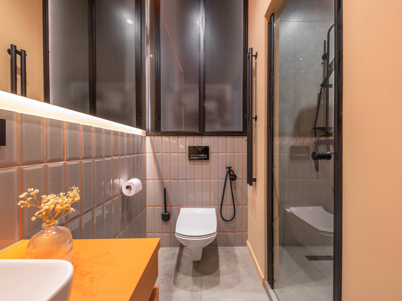 Апартаменты (Loft Studio 18+), Апартаменты Loft Studio 18+