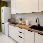 Трёхместный и более (Комфорт+), Апартаменты Дизайнерские на Московской