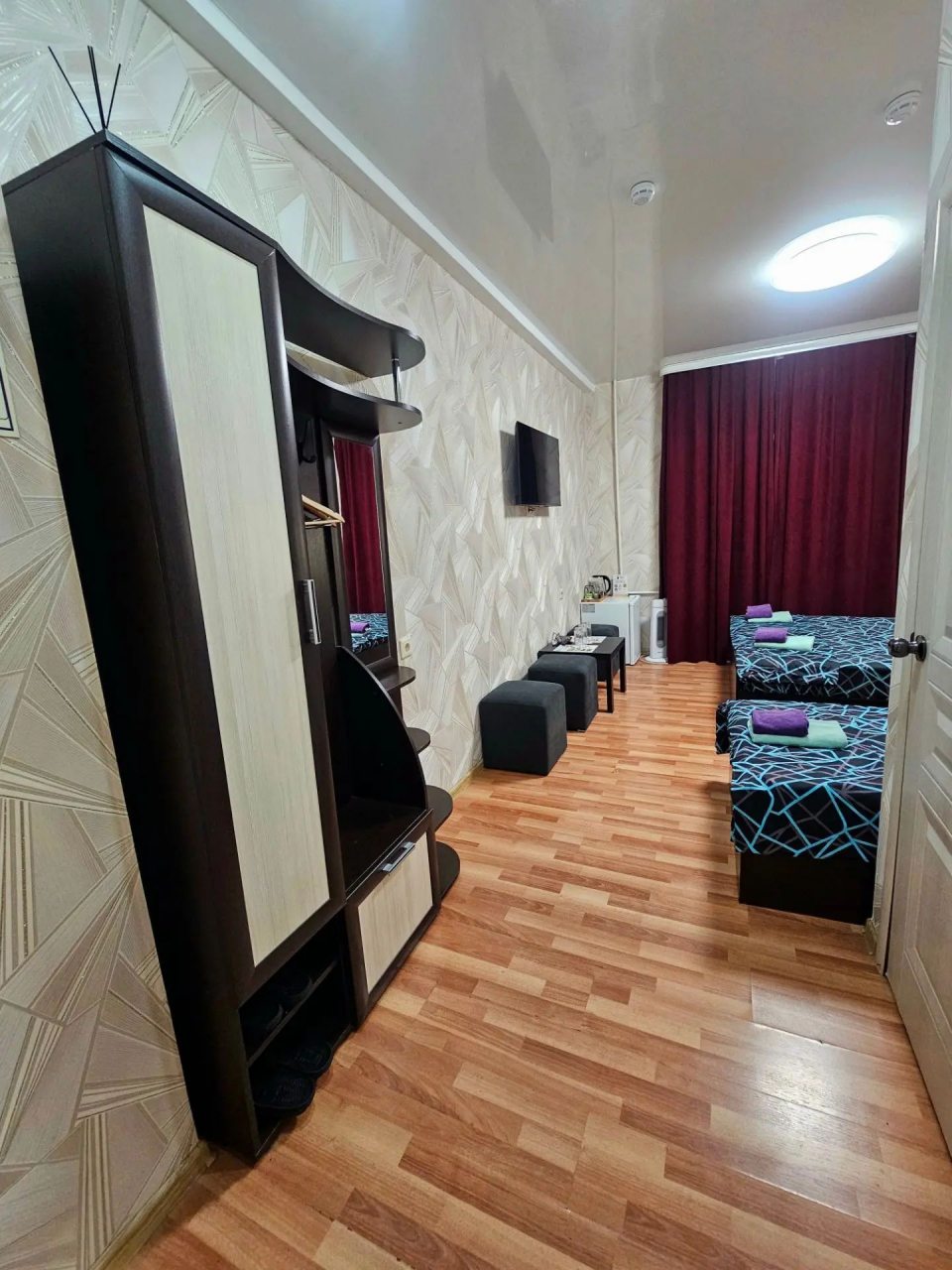 Трёхместный и более (Улучшенный трехместный), Гостиница Самарская Ривьера