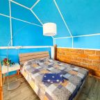 Двухспальная кровать на антресоли