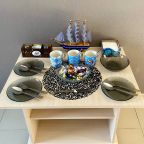Полулюкс (МОРСКОЙ. Трехместный номер на третьем этаже с балконом и отдельным входом.), Гостевой дом Колибри