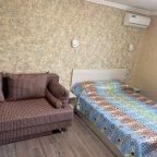 Студио (Девять), Гостевой дом Галон