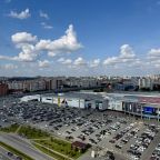 Апартаменты (С закрытым двором, рядом ТЦ Кристалл!), Апартаменты На Менделеева