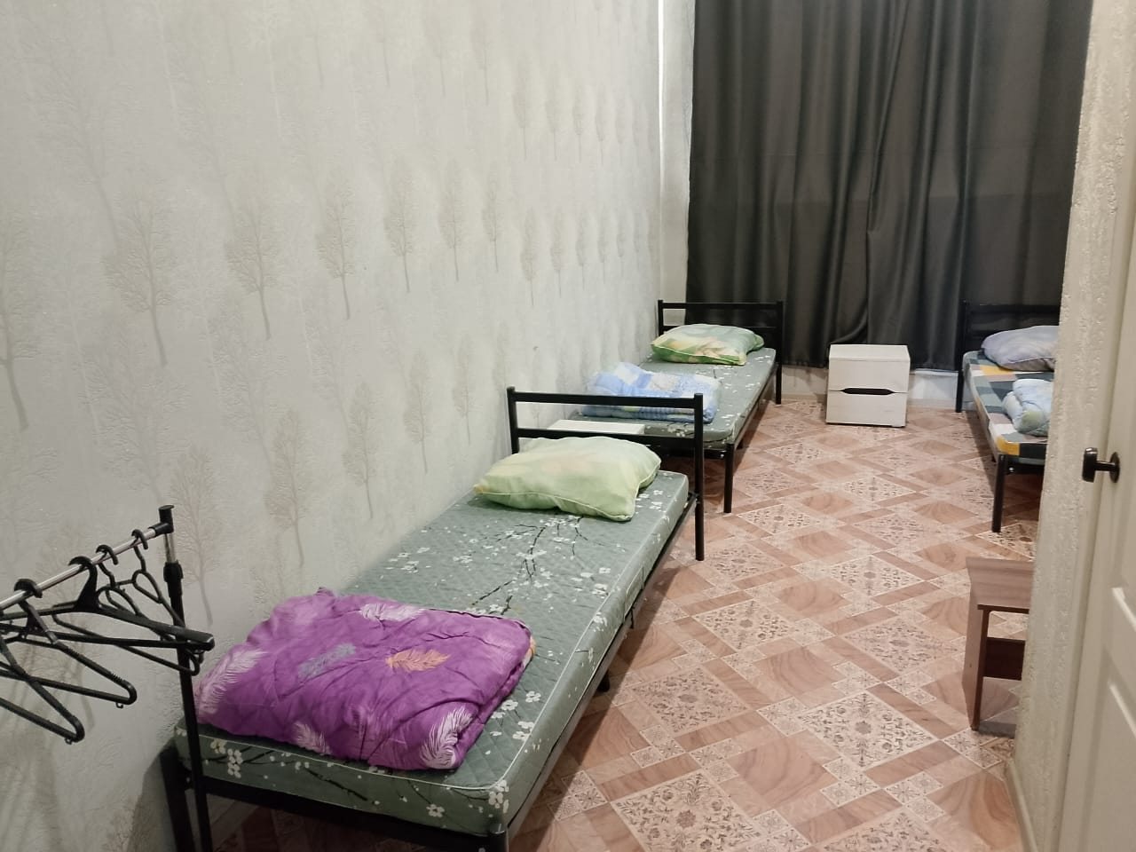 Трехместный, Хостел Октябрь