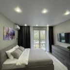 Апартаменты (MyhomeYourhome на ул. Искры д. 88 к.6 (Сочи)), Апартаменты Myhome Yourhome на улице Искры