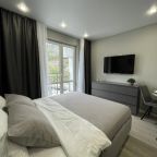 Апартаменты (MyhomeYourhome на ул. Искры д. 88 к.6 (Сочи)), Апартаменты Myhome Yourhome на улице Искры