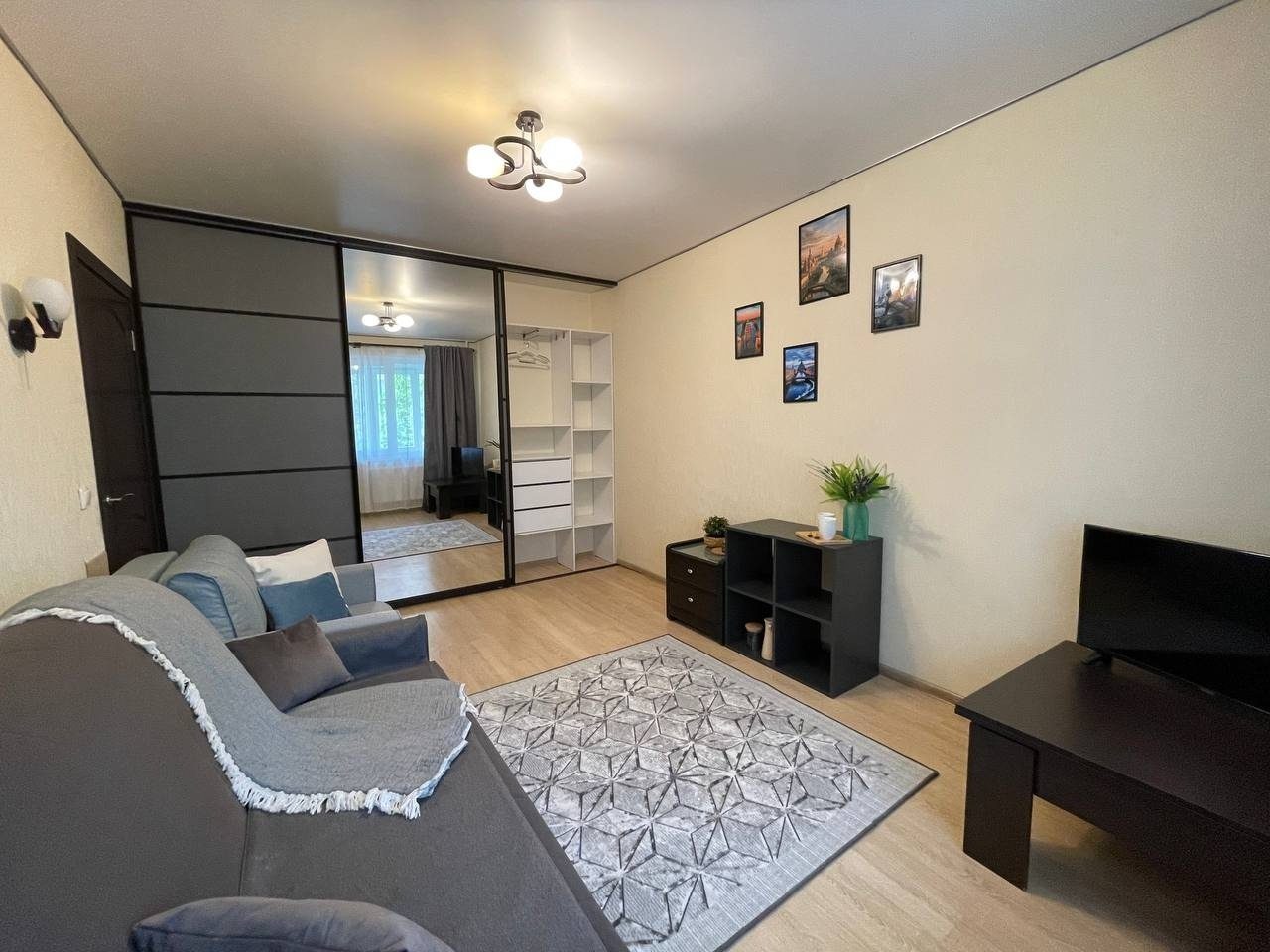 Апартаменты (Myhome Yourhome на Петергофском шоссе 15к2), Апартаменты Myhomе Yourhome на Петергофском шоссе 15к2