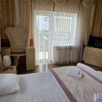 Трёхместный и более (Семейный улучшенный), Гостевой дом Атрий