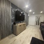 Трёхместный и более, Апартаменты Тухачевского 50