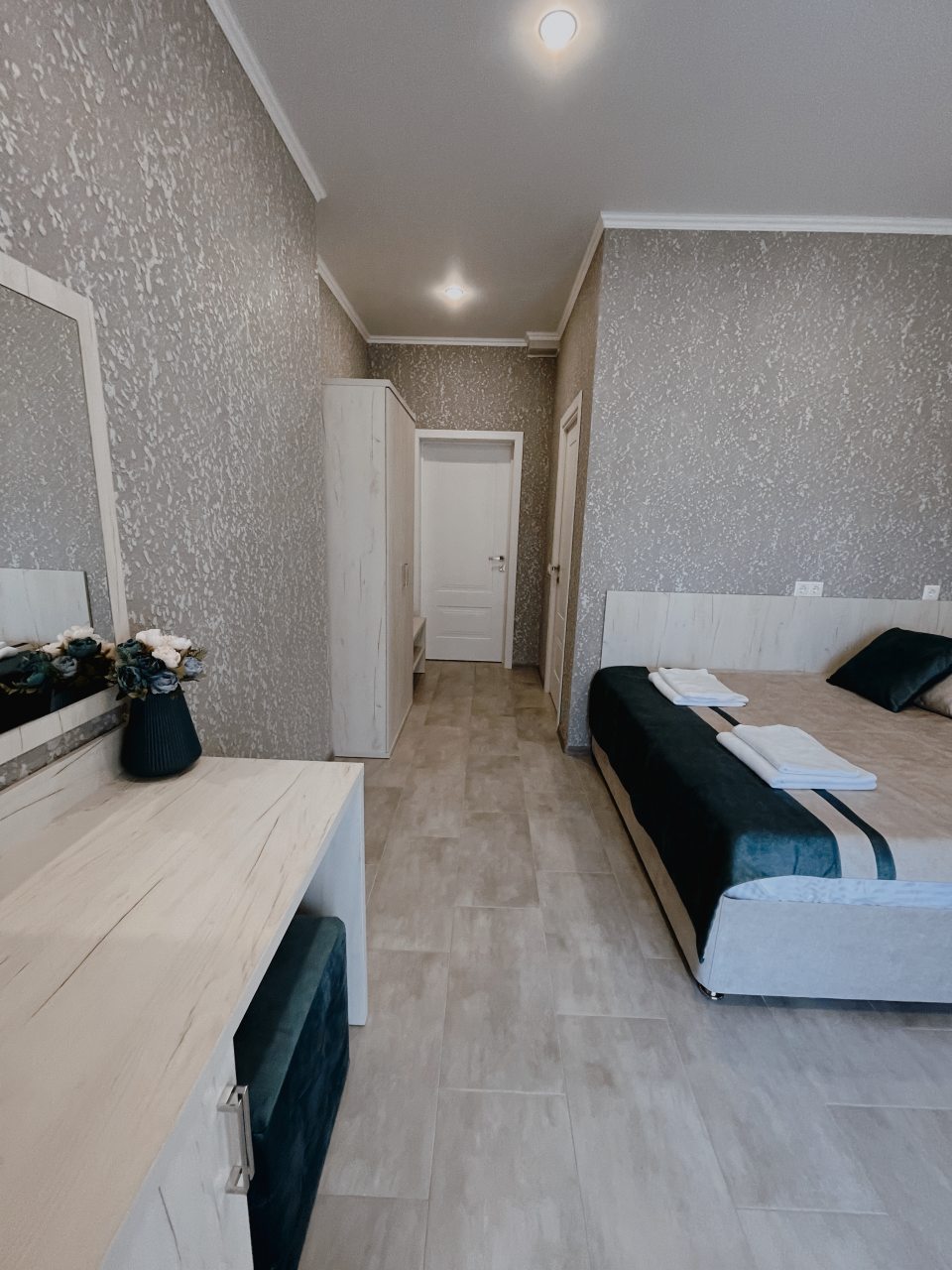 Шестиместный, Гостевой дом Barcelo