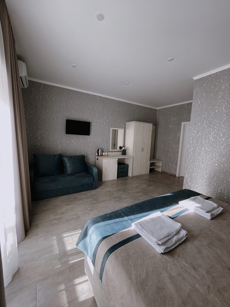 Четырехместный, Гостевой дом Barcelo