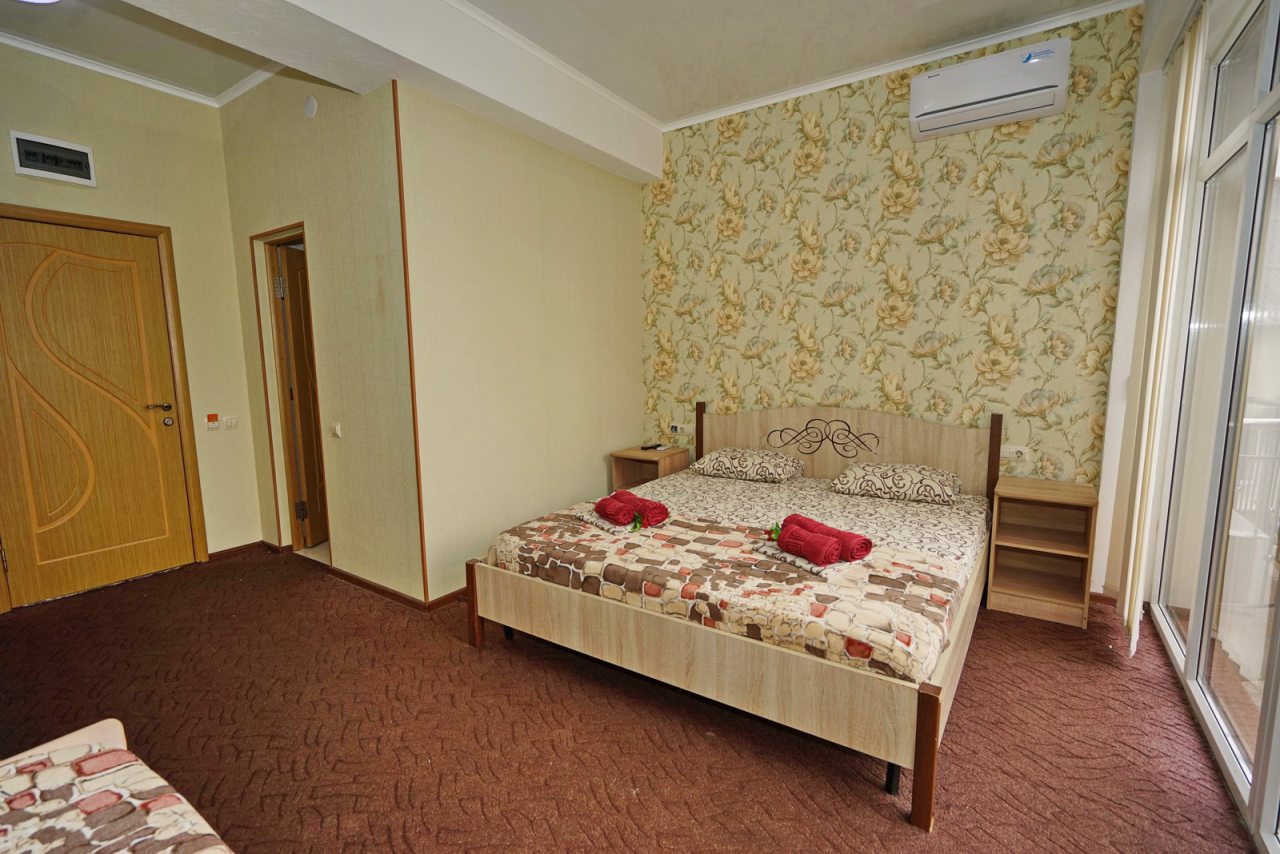 Трехместный (Комфорт), Дом отдыха Солнечный бриз