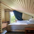 Люкс (Luxe** Room двухкомнатный с видом на горы и реку (к1R3)), Отель ЭКО отель в горах Алтая Шале Леший