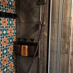 Люкс (Luxe** Room двухкомнатный с видом на горы и реку (к1R3)), Отель ЭКО отель в горах Алтая Шале Леший