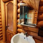 Двухместный (Double Deluxe Room с балконом и видом на горы (к3R3-4)), Отель ЭКО отель в горах Алтая Шале Леший