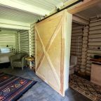 Двухместный (Double Room с двуспальной кроватью  (к1R1-2)), Отель ЭКО отель в горах Алтая Шале Леший