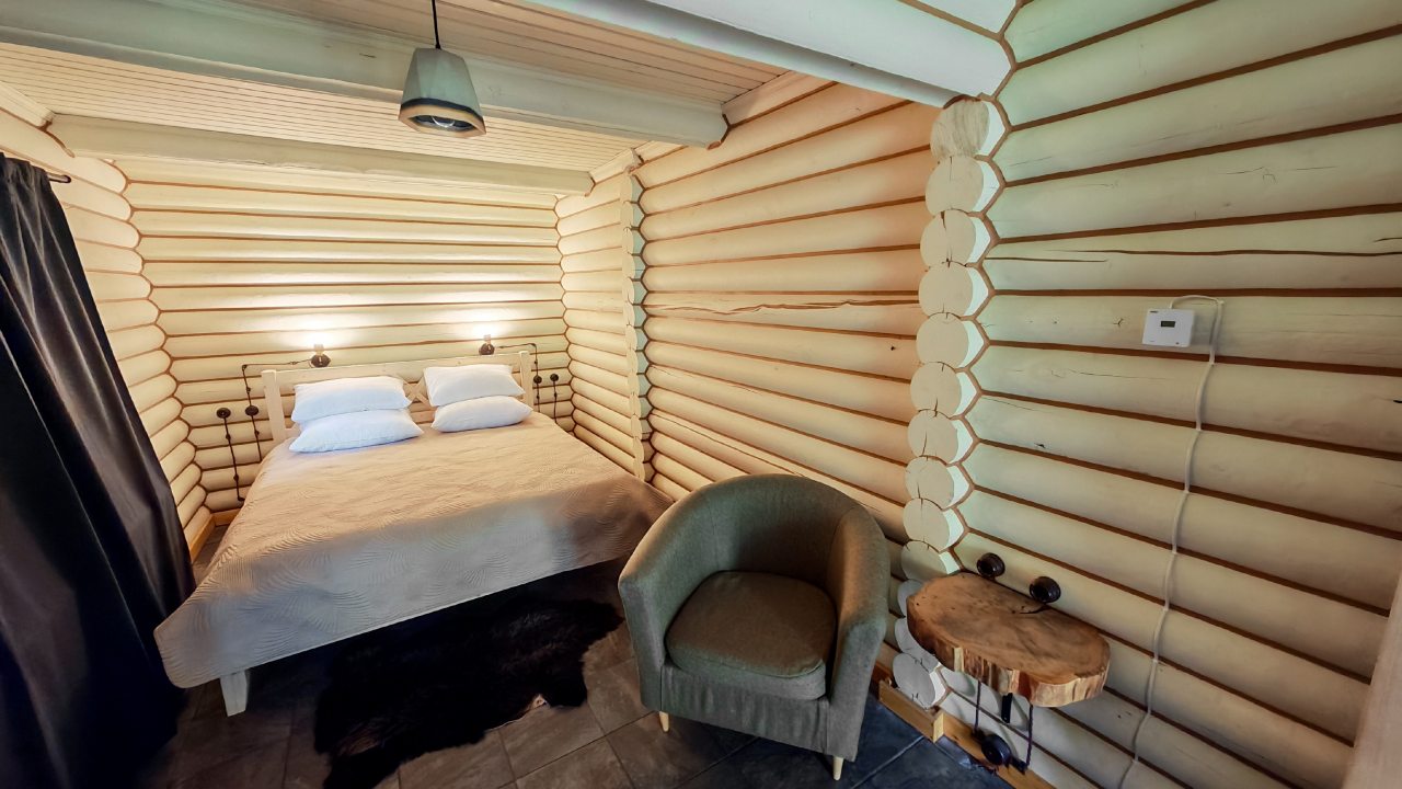 Двухместный (Double Room с двуспальной кроватью  (к1R1-2)), Отель ЭКО отель в горах Алтая Шале Леший