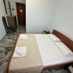 Двухместный (Стандарт с кроватью размера "queen-size"), Гостиница Олина