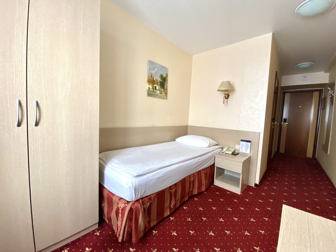 Одноместный (Стандарт с односпальной кроватью) гостиницы AMAKS Сити Отель, Красноярск