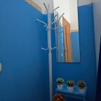 Шестиместный Женский (Греция), Хостел Вокруг Света