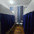 Шестиместный Женский (Греция), Хостел Вокруг Света