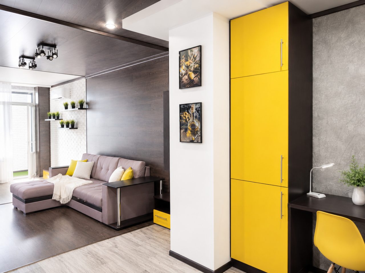 Квартира (Студия 65 м² в центре — напротив Педуниверситет, 5 минут до ж/д вокзала), Апартаменты Просторная студия 65м2 в центре напротив Педуниверситета