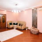 Апартаменты (Myhome Yourhome на ул. Академика Платонова д.10 к.4), Апартаменты Myhome Yourhome на улице Академика Платонова 10к4