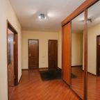 Апартаменты (Myhome Yourhome на ул. Академика Платонова д.10 к.4), Апартаменты Myhome Yourhome на улице Академика Платонова 10к4