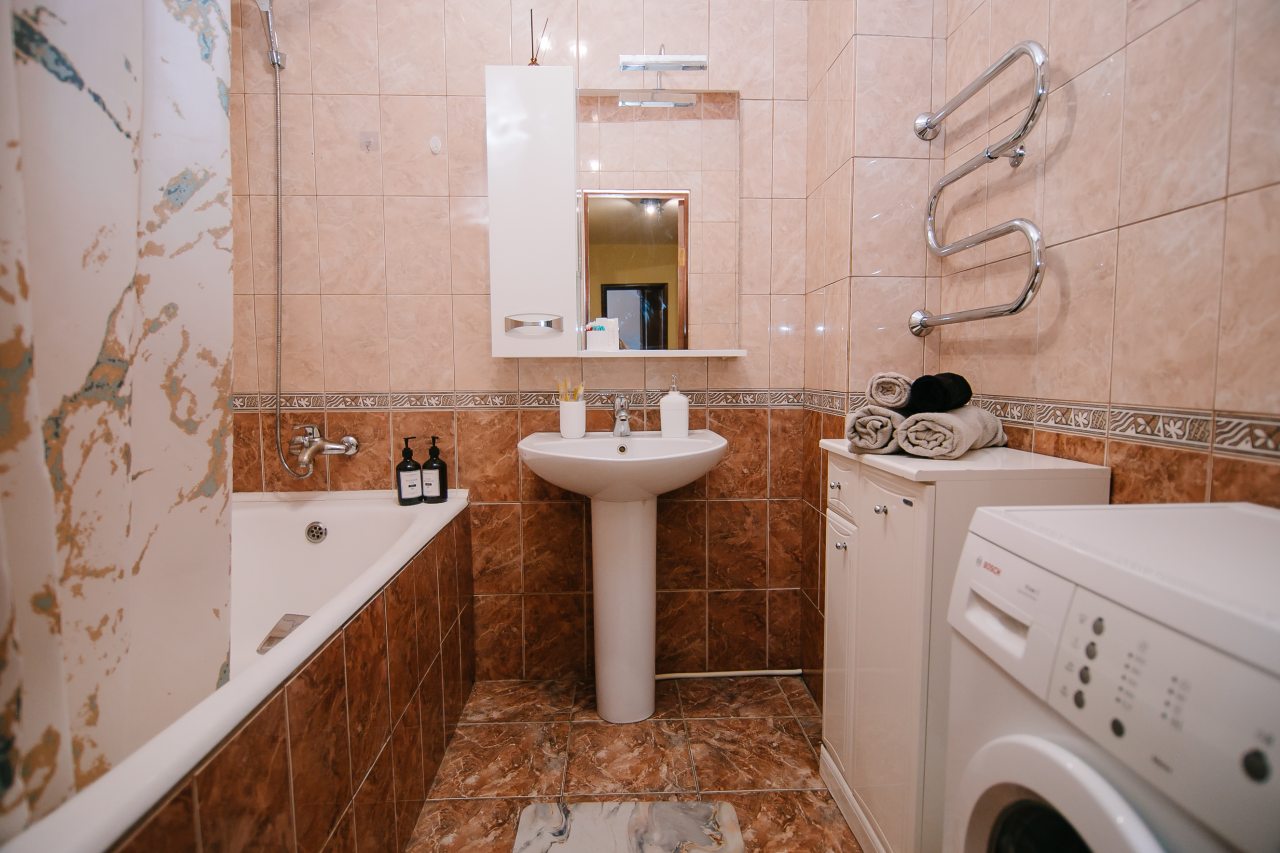 Апартаменты (Myhome Yourhome на ул. Академика Платонова д.10 к.4), Апартаменты Myhome Yourhome на улице Академика Платонова 10к4