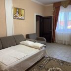 Улучшенный (Улучшенный семейный номер), Отель Valencia