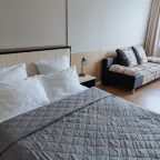 Апартаменты (Квартира на Байкальская 405), Апартаменты Соколов