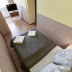 Апартаменты (Квартира на Байкальской 407), Апартаменты Соколов