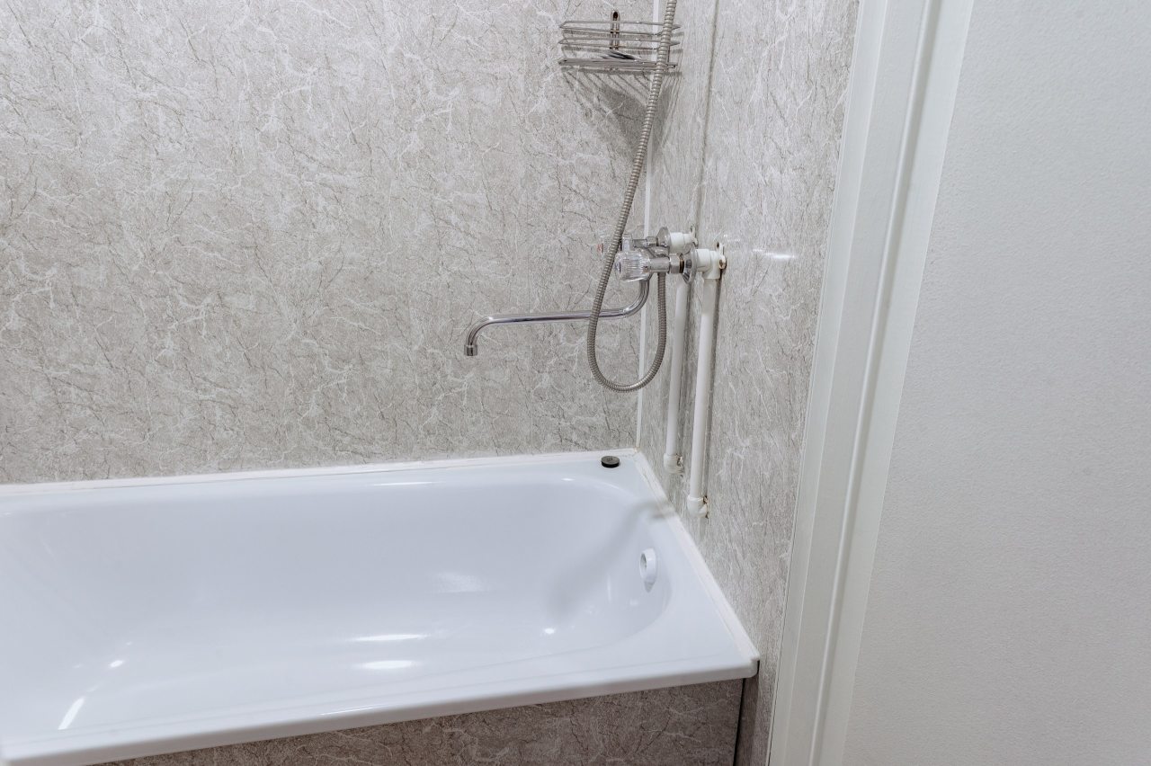 Апартаменты (Квартира на Байкальской 411), Апартаменты Соколов