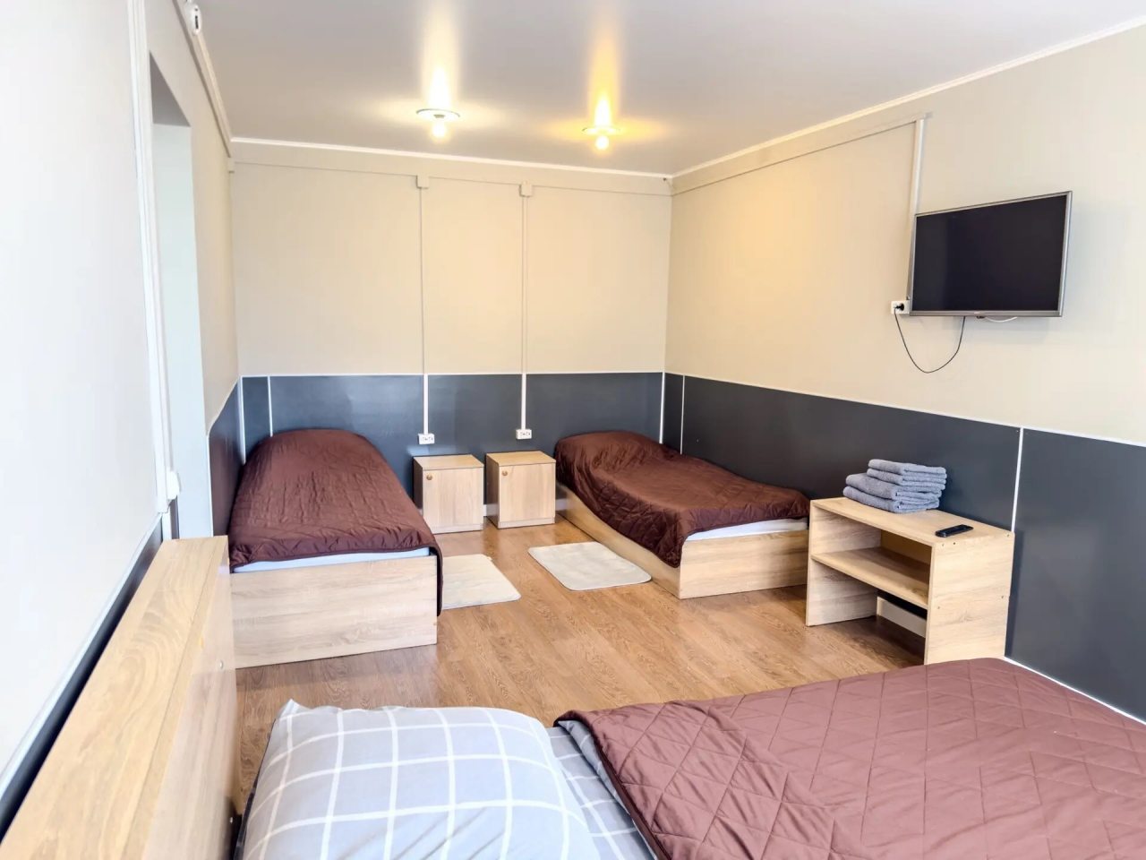 Апартаменты (Квартира на Байкальской 411), Апартаменты Соколов