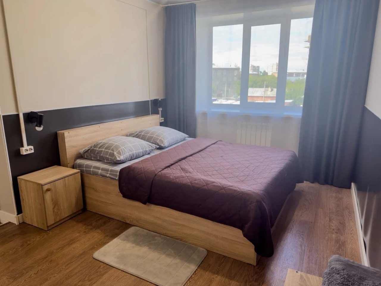 Апартаменты (Квартира на Байкальской 412), Апартаменты Соколов