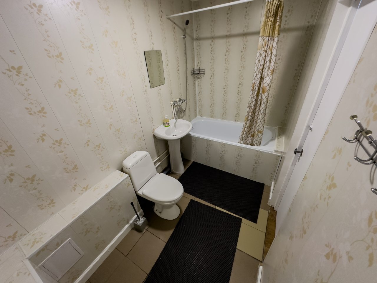 Апартаменты (Квартира на Байкальской 510), Апартаменты Соколов