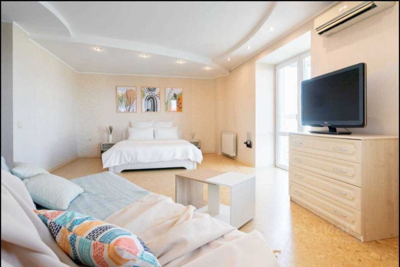 Четырехместный (Студия у Проспекта Октября — Liberty Sity Apartments), Апартаменты Liberty Sity Apartments