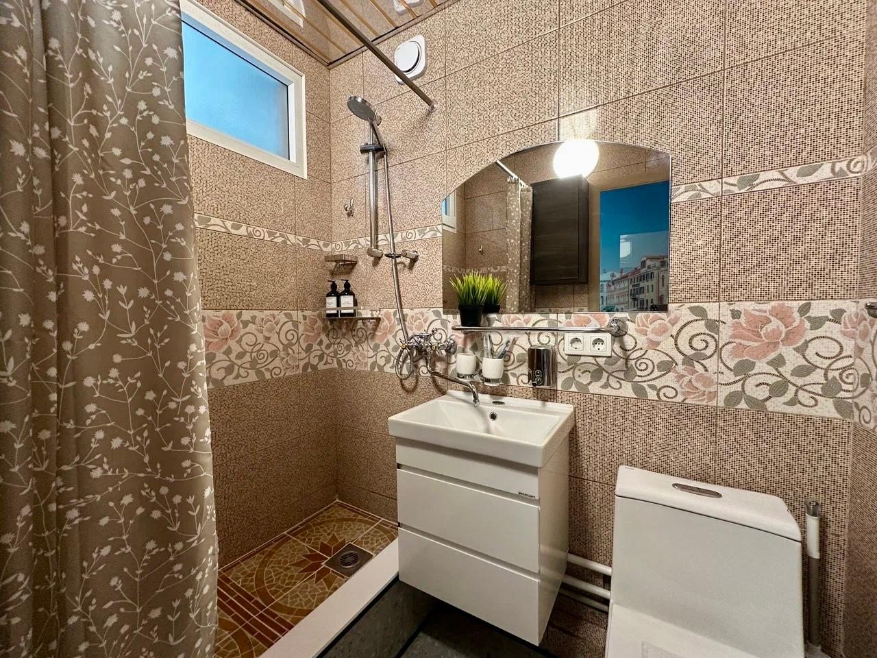 Квартира (С лоджией), Апартаменты Sun City Apartments на Красноармейской 4