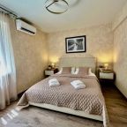 Квартира (С лоджией), Апартаменты Sun City Apartments на Красноармейской 4