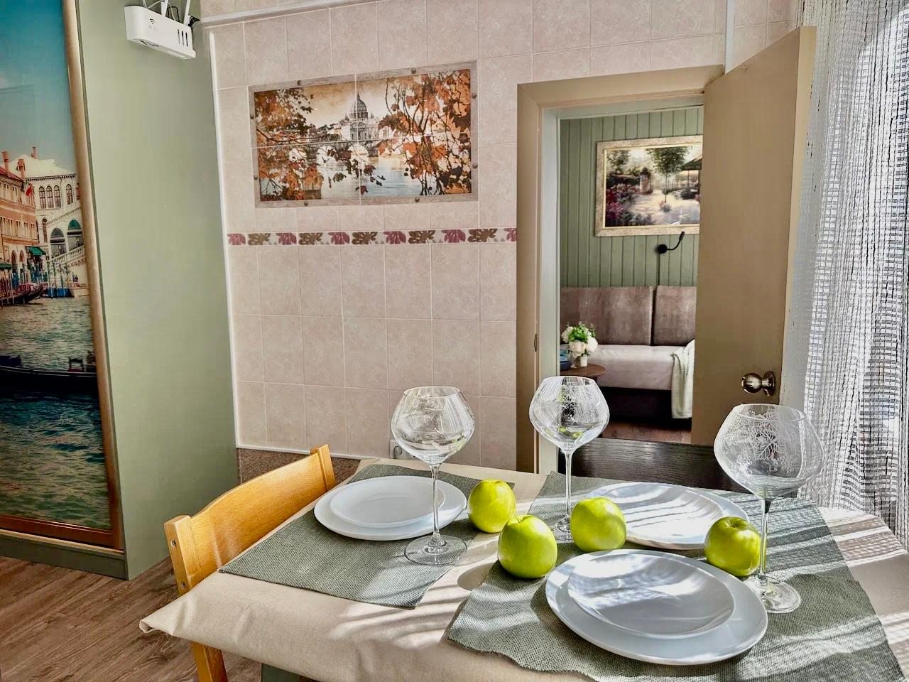 Квартира (С лоджией), Апартаменты Sun City Apartments на Красноармейской 4