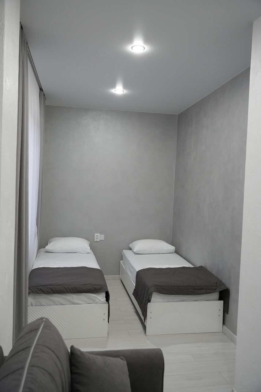 Апартаменты (Пятиместные 305 с балконом), Апартаменты На улице Светлой