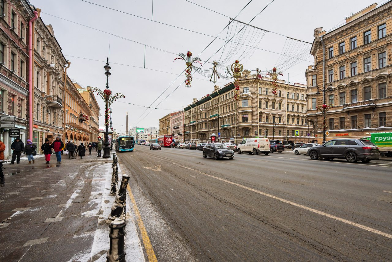 Квартира (С видом на Невский), Апартаменты 1912 на Пушкинской