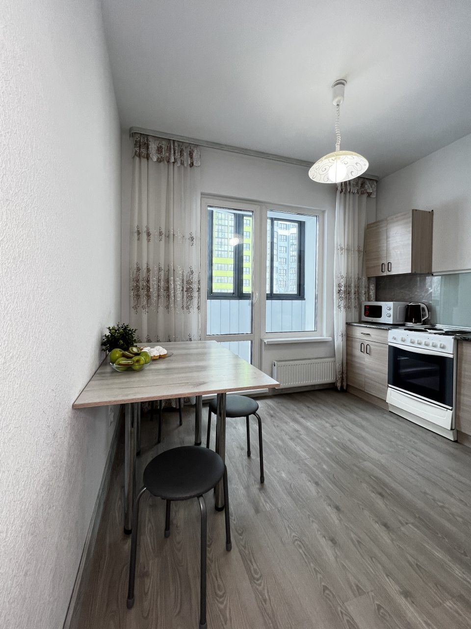 Шестиместный (Ясный берег 33, 1 этаж), Апартаменты HOME Ясный берег 33