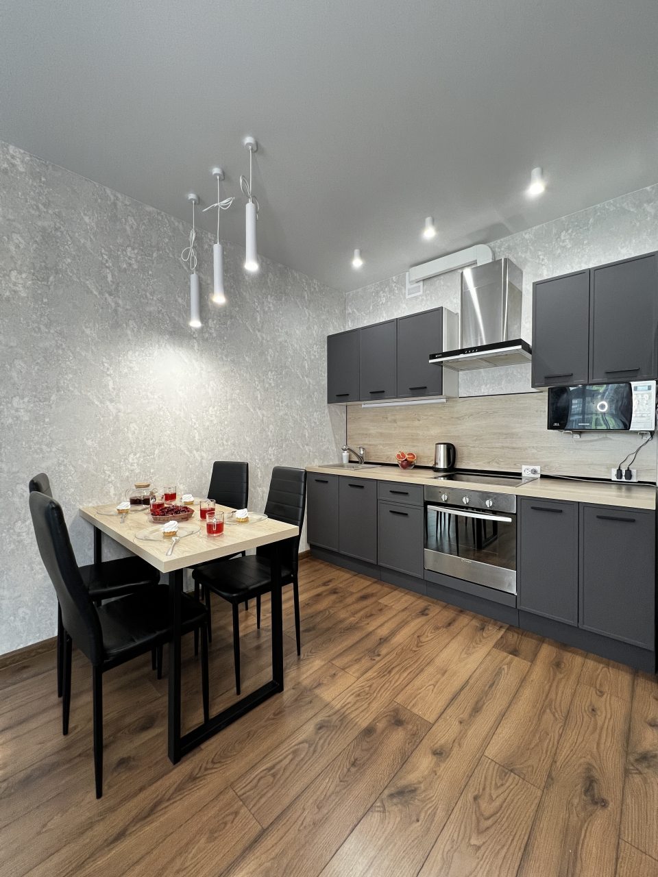 Шестиместный (Ясный берег 33, 5 этаж), Апартаменты HOME Ясный берег 33