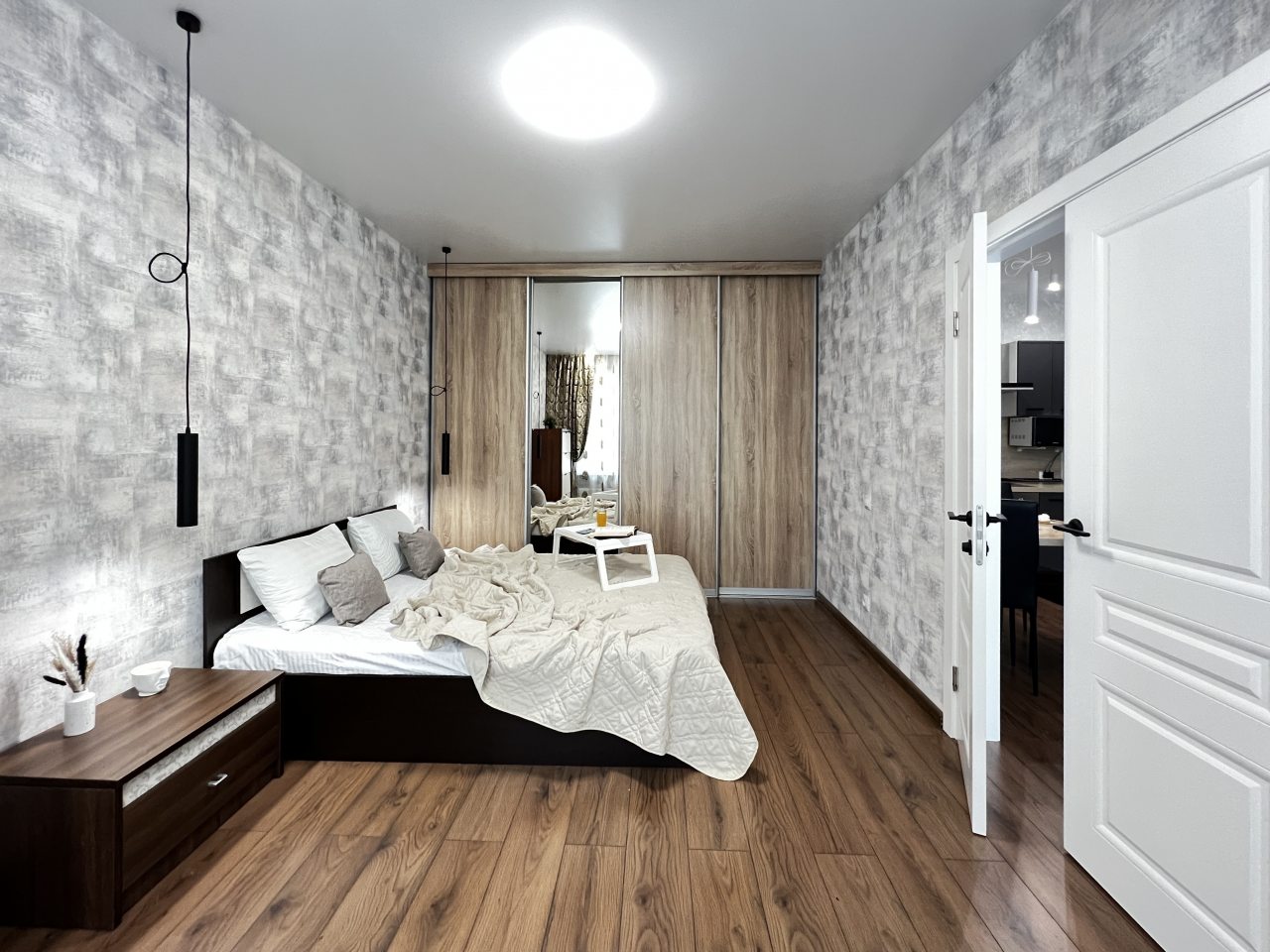 Шестиместный (Ясный берег 33, 5 этаж), Апартаменты HOME Ясный берег 33